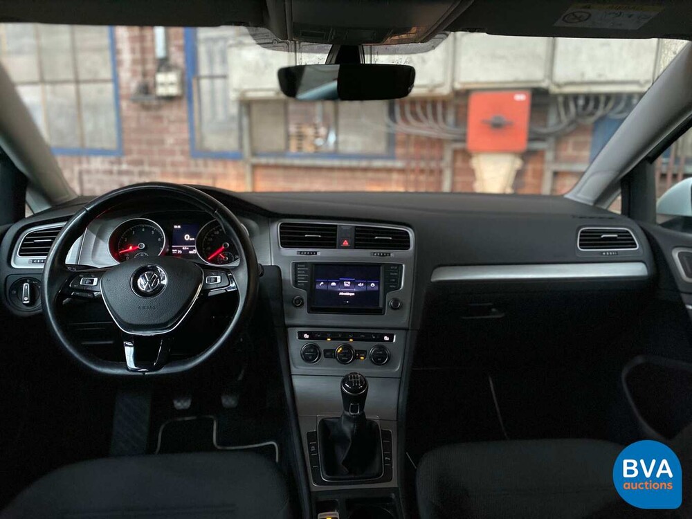 Volkswagen Golf 1.4 TSI Business Edition 125 PS 2016 - Original NL-, J-392-XN.