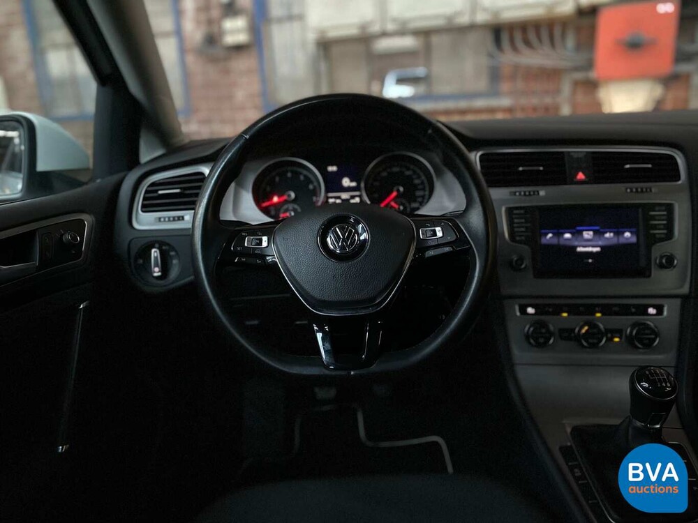 Volkswagen Golf 1.4 TSI Business Edition 125 PS 2016 - Original NL-, J-392-XN.