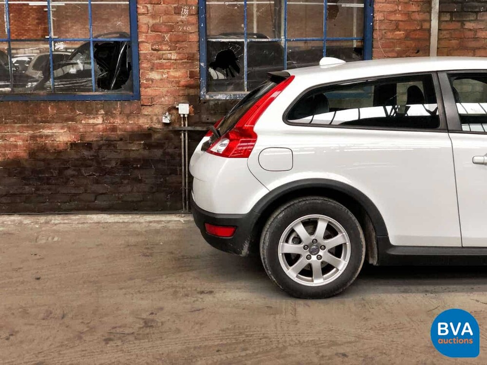 Volvo C30 1.6 Advantage 101pk 2009 -Origneel NL-, 96-JJX-3
