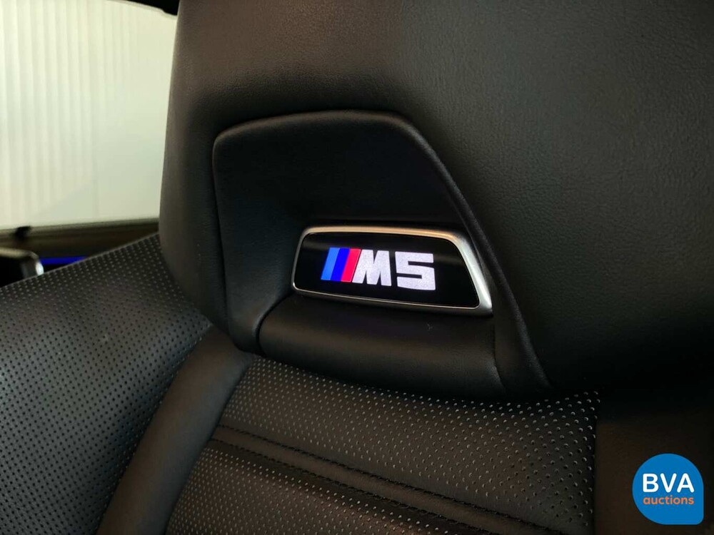 BMW M5 Akrapovic 5-serie 600pk Keramisch -Origineel NL- 2018, TR-123-T