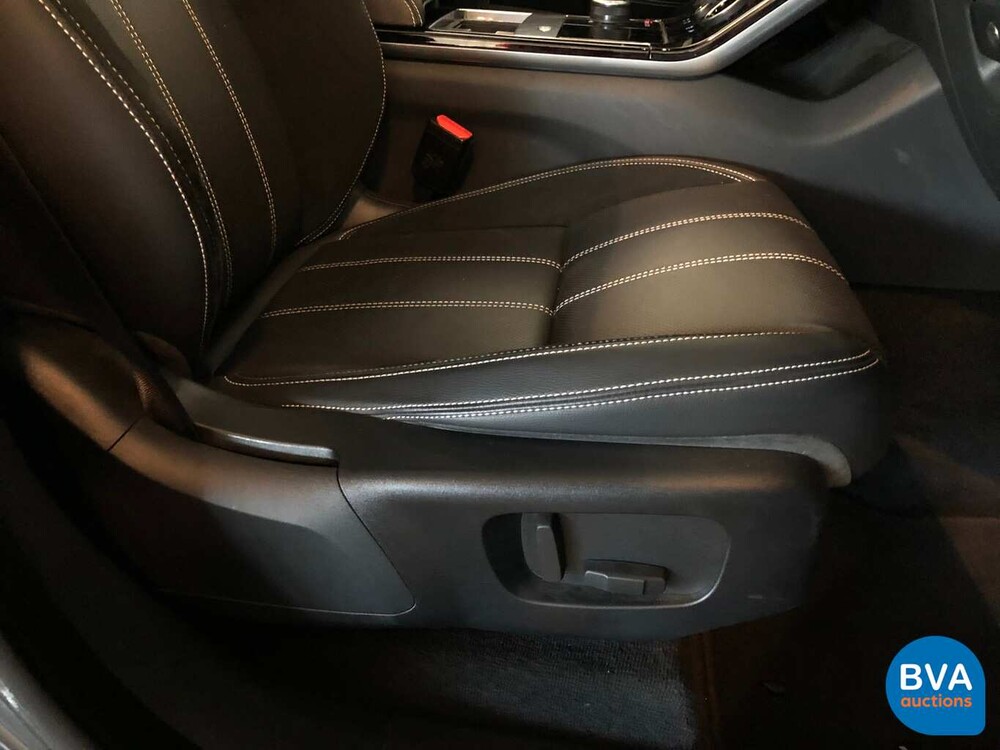 Land Rover Range Rover Velar R-Dynamic D180s 180hp 2018.