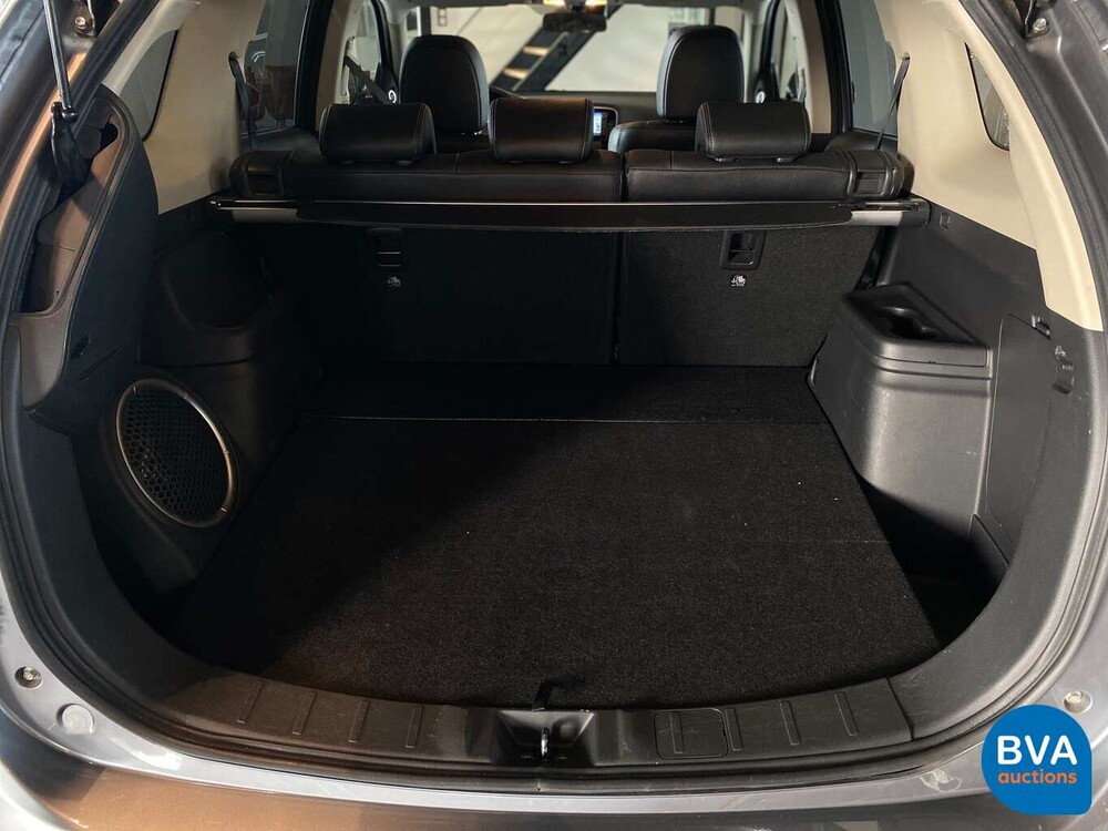 Mitsubishi Outlander 2.0 PHEV BE X-Line 203 PS 2015, JS-312-N.