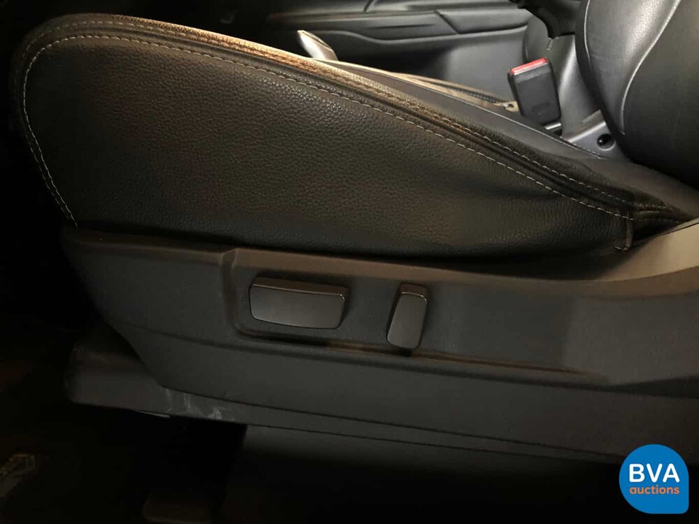 Mitsubishi Outlander 2.0 PHEV BE X-Line 203 PS 2015, JS-312-N.