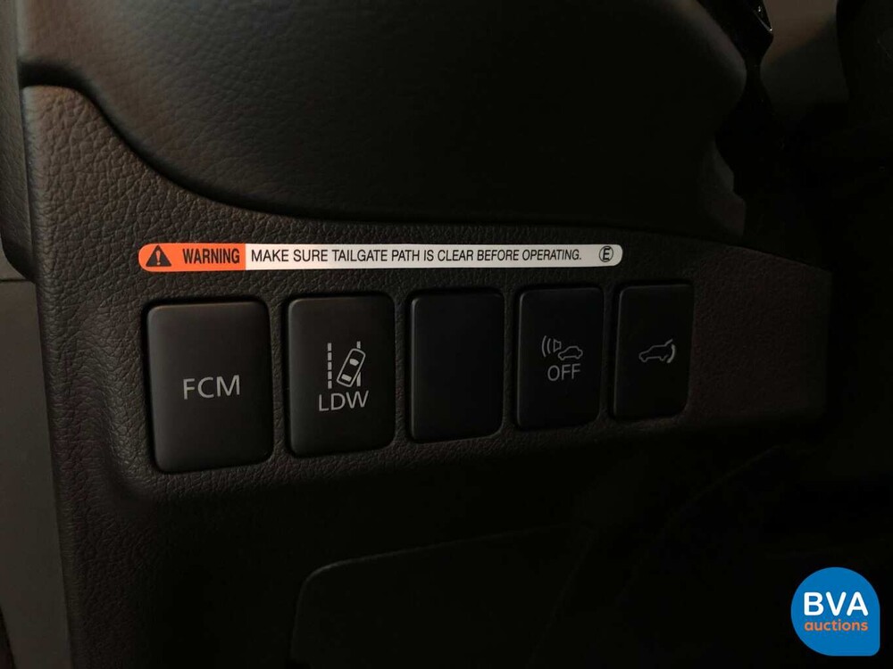 Mitsubishi Outlander 2.0 PHEV BE X-Line 203 PS 2015, JS-312-N.