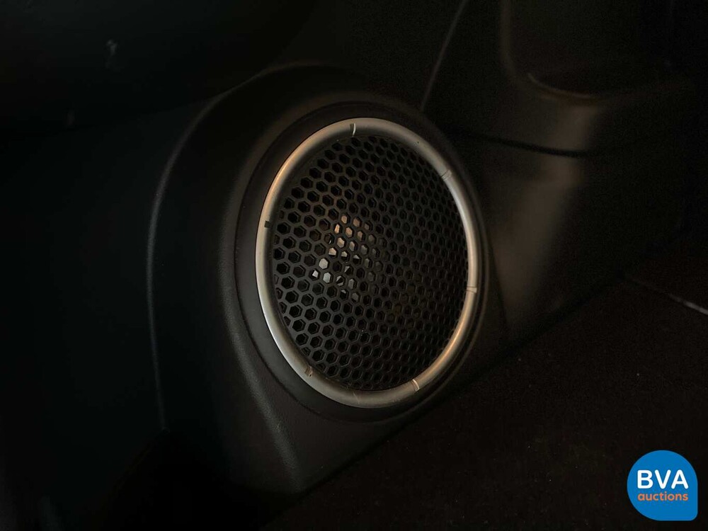 Mitsubishi Outlander 2.0 PHEV BE X-Line 203 PS 2015, JS-312-N.