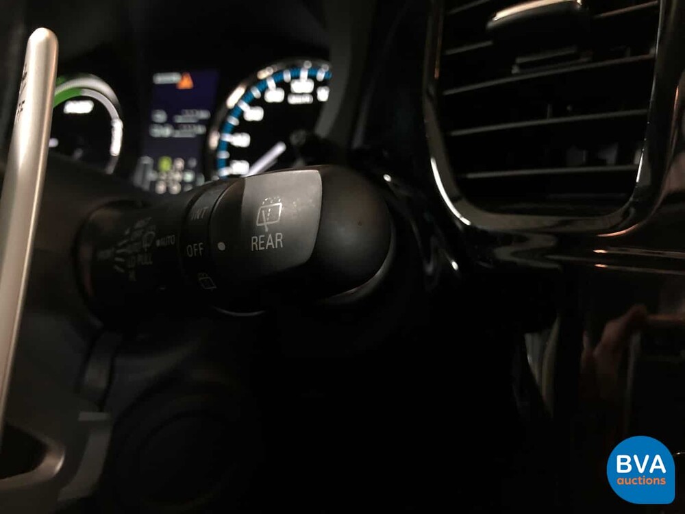 Mitsubishi Outlander 2.0 PHEV BE X-Line 203 PS 2015, JS-312-N.