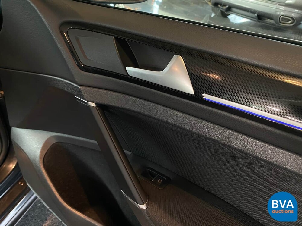 Volkswagen Golf 1.4 TSI GTE 204hp -Original NL- 2015, HH-688-J.