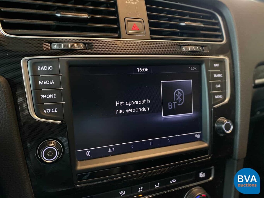 Volkswagen Golf 1.4 TSI GTE 204hp -Original NL- 2015, HH-688-J.