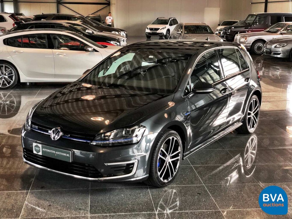 Volkswagen Golf 1.4 TSI GTE 204hp -Original NL- 2015, HH-688-J.