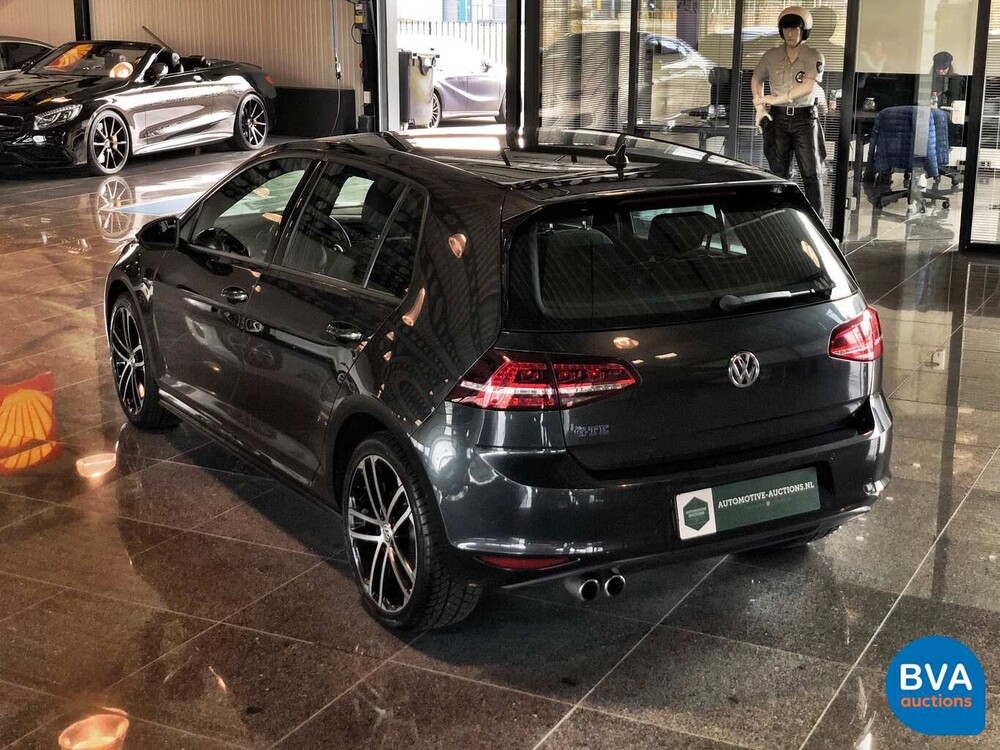 Volkswagen Golf 1.4 TSI GTE 204hp -Original NL- 2015, HH-688-J.