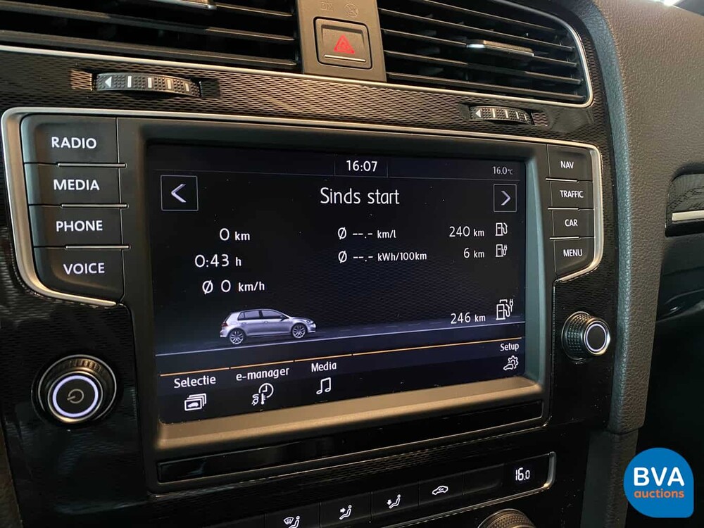 Volkswagen Golf 1.4 TSI GTE 204hp -Original NL- 2015, HH-688-J.