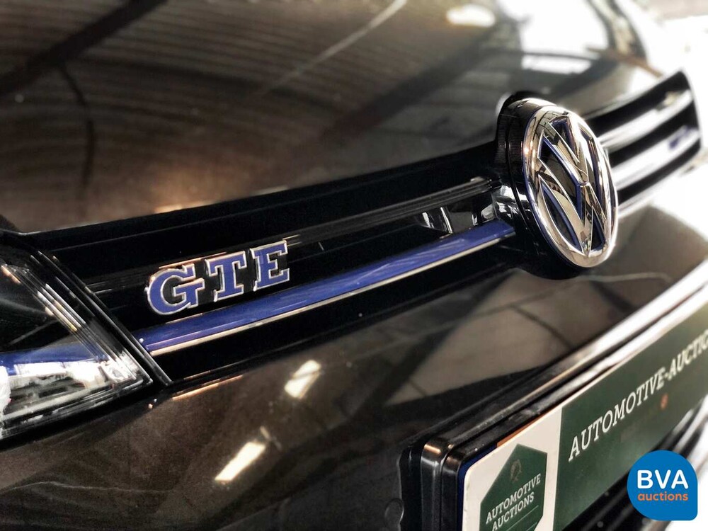 Volkswagen Golf 1.4 TSI GTE 204hp -Original NL- 2015, HH-688-J.