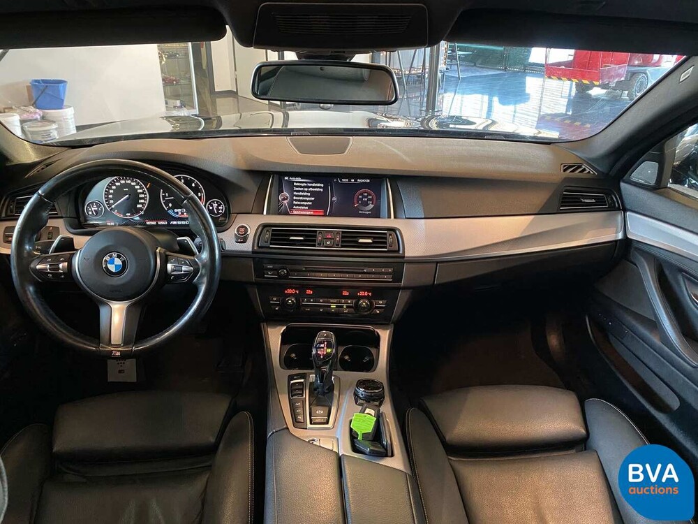 BMW M550d xDrive Touring 381 PS 2015 5er FACELIFT, HP-843-D.