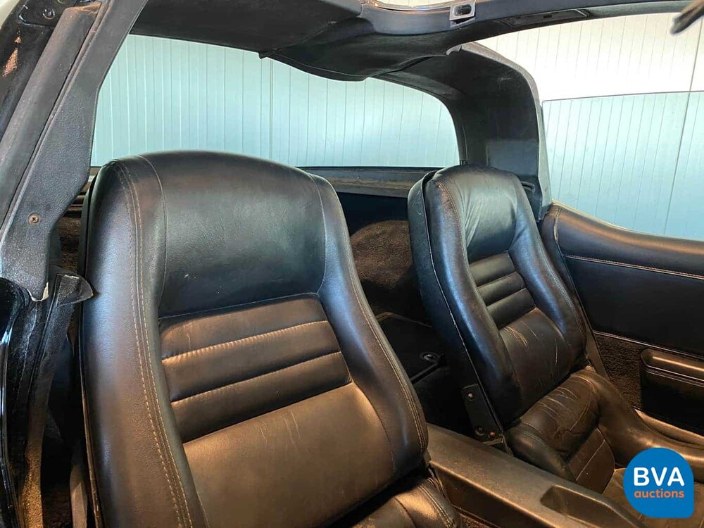 Chevrolet Corvette C3 Targa Stingray mit Sportfahrwerk 230 PS 1980, J-800-RH.