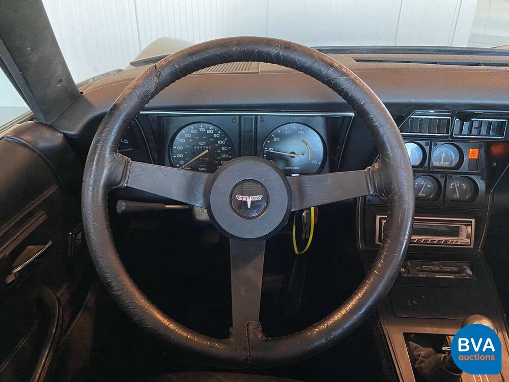 Chevrolet Corvette C3 Targa Stingray mit Sportfahrwerk 230 PS 1980, J-800-RH.