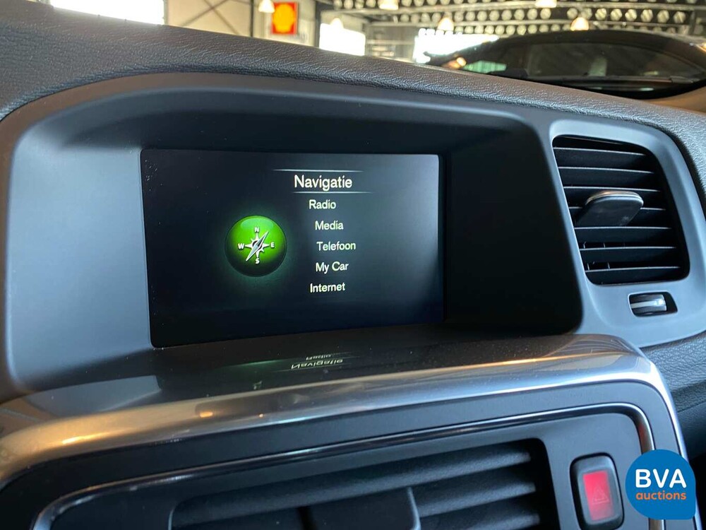 Volvo V60 2.4 D6 TwinEngine 285pk 2015, HT-418-P