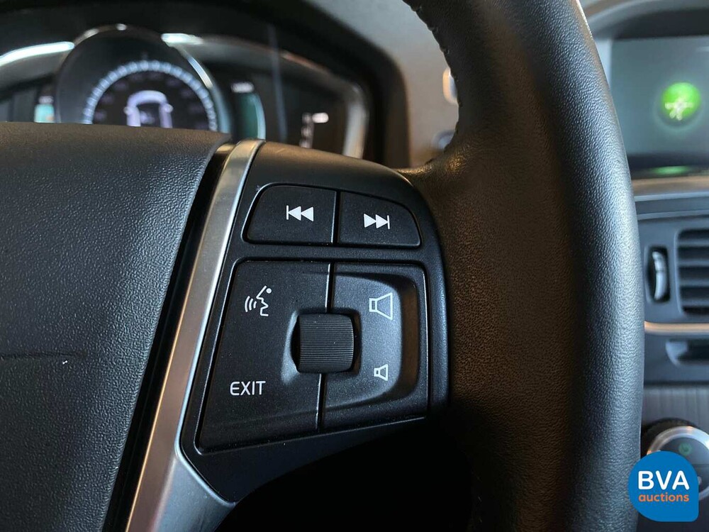 Volvo V60 2.4 D6 TwinEngine 285pk 2015, HT-418-P