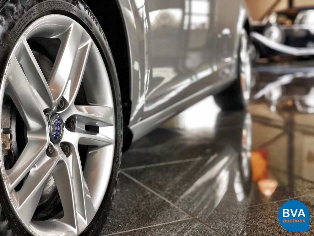 Volvo V60 2.4 D6 TwinEngine 285 PS 2015, HT-595-K.