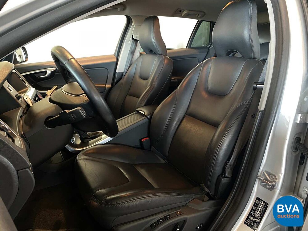 Volvo V60 2.4 D6 TwinEngine 285 PS 2015, HT-595-K.