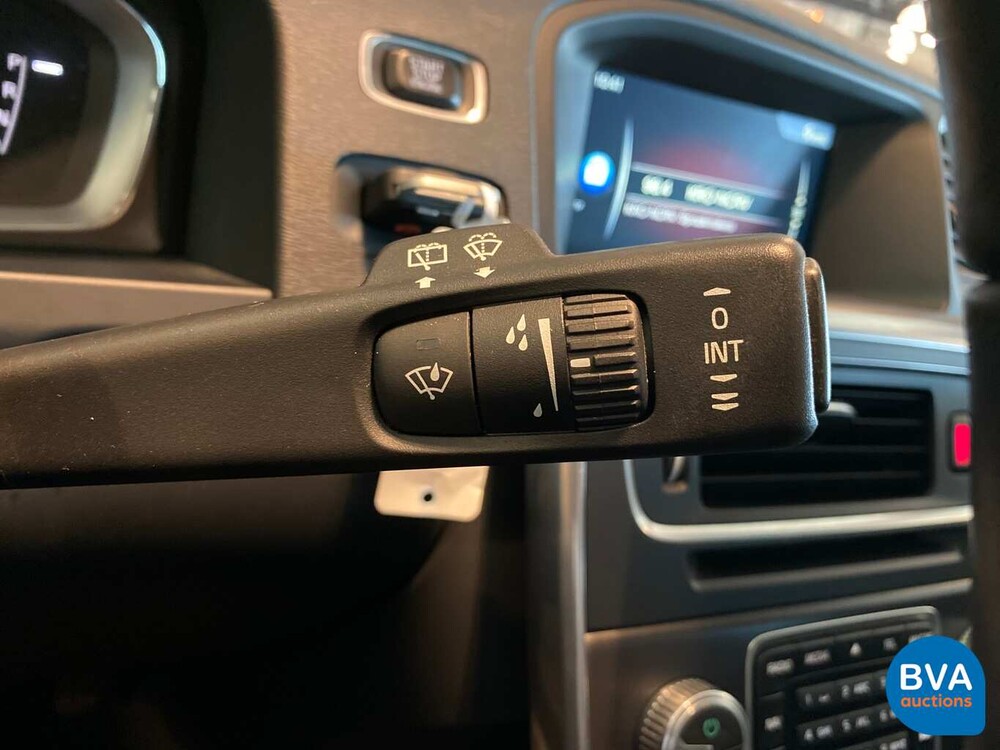 Volvo V60 2.4 D6 TwinEngine 285 PS 2015, HT-595-K.