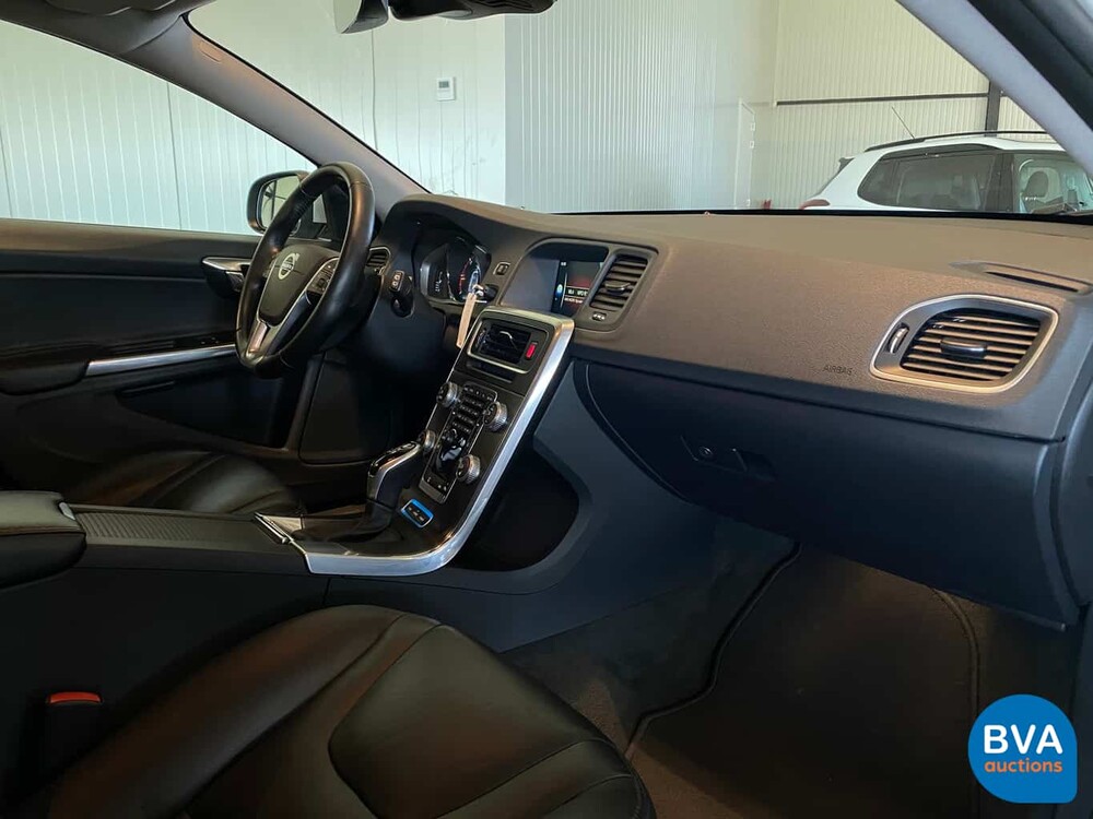 Volvo V60 2.4 D6 TwinEngine 285 PS 2015, HT-595-K.