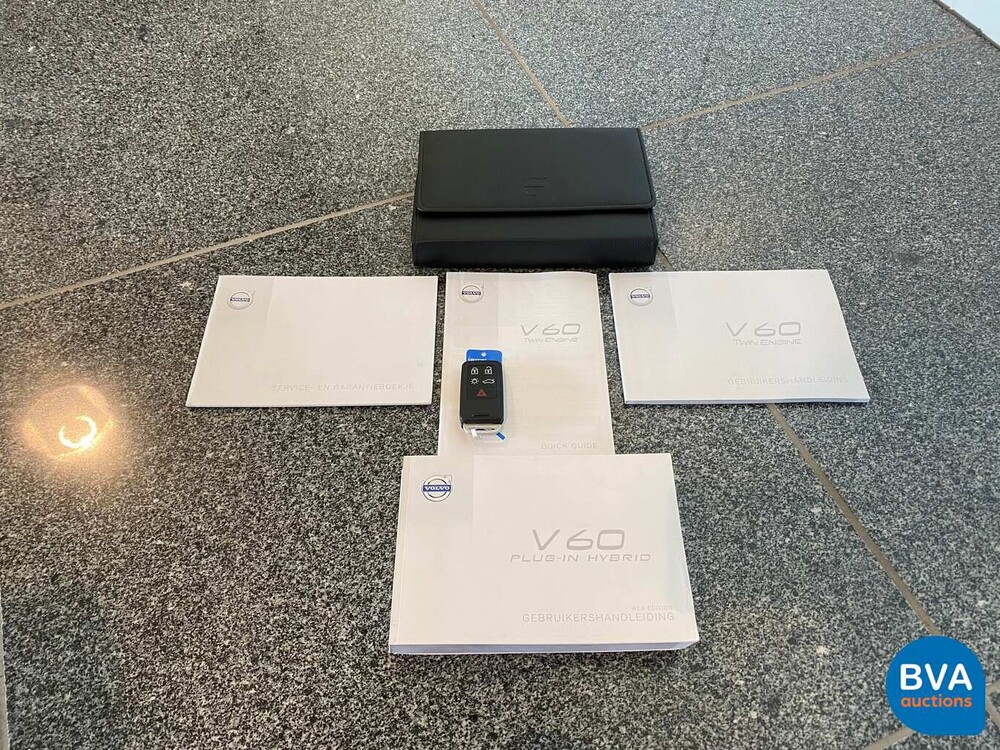 Volvo V60 2.4 D6 TwinEngine 285 PS 2015, HT-595-K.