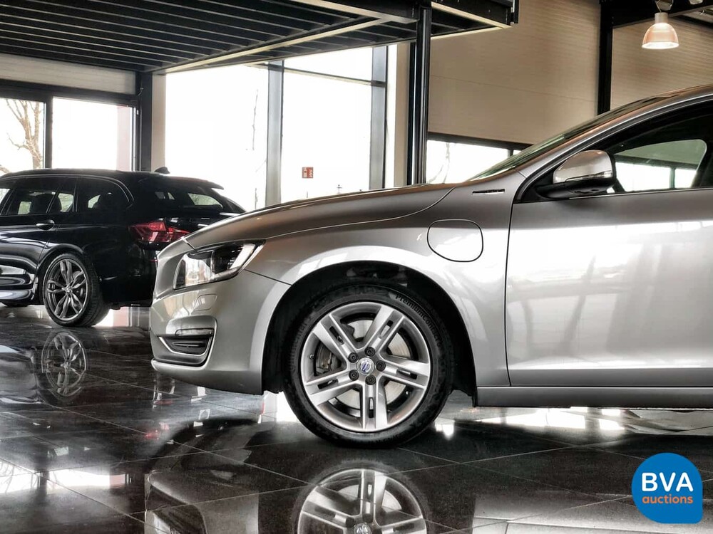 Volvo V60 2.4 D6 TwinEngine 285 PS 2015, HT-595-K.