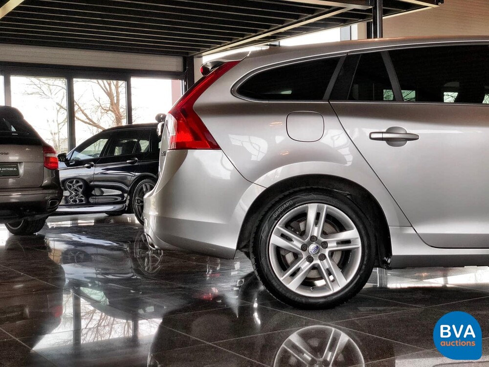Volvo V60 2.4 D6 TwinEngine 285 PS 2015, HT-595-K.