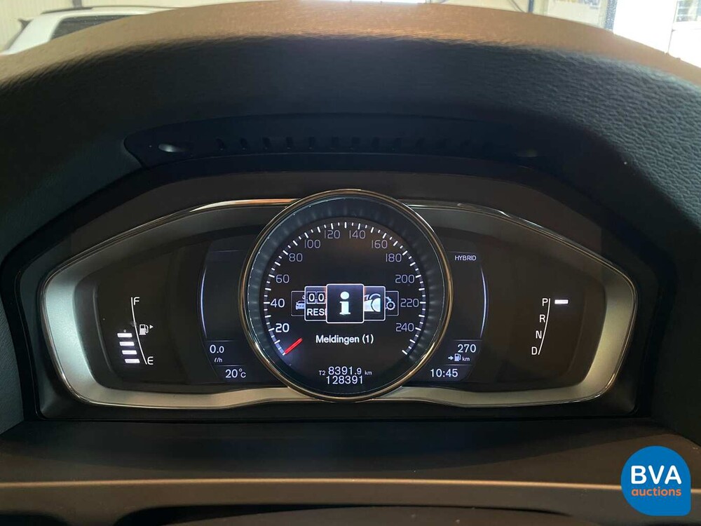 Volvo V60 2.4 D6 TwinEngine 285 PS 2015, HT-595-K.