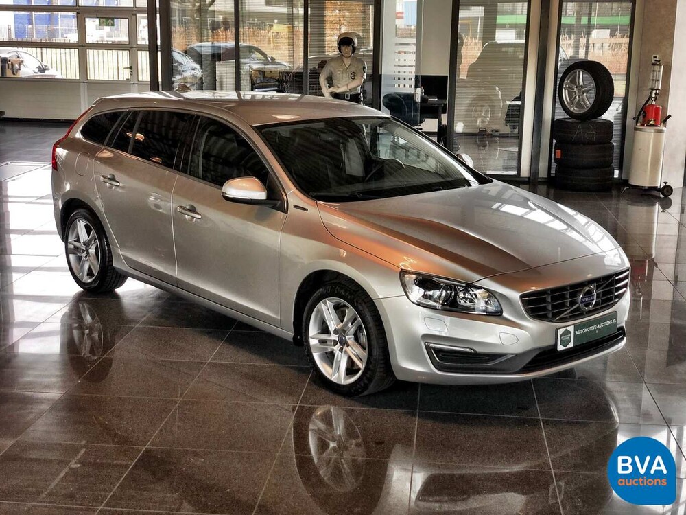 Volvo V60 2.4 D6 TwinEngine 285 PS 2015, HT-595-K.