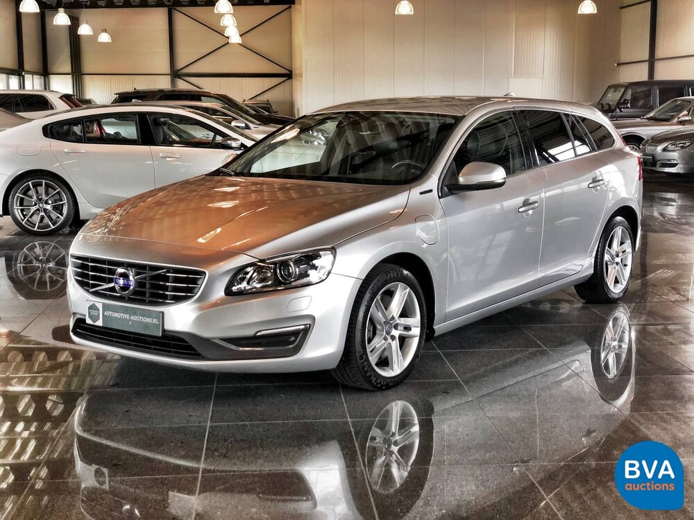 Volvo V60 2.4 D6 TwinEngine 285 PS 2015, HT-595-K.