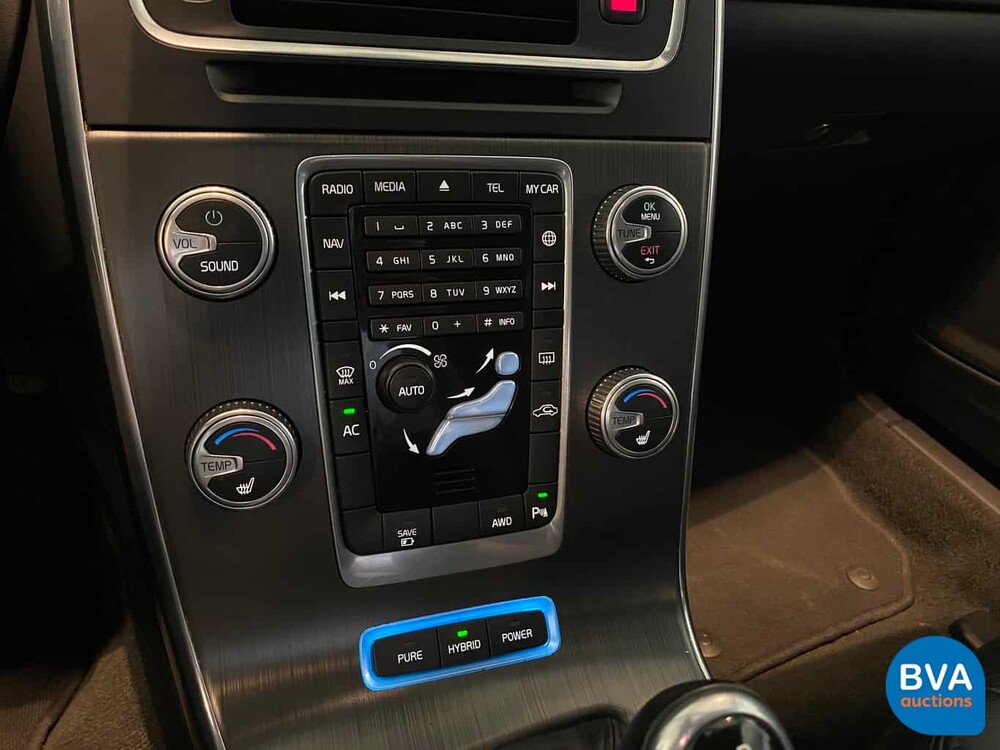 Volvo V60 2.4 D6 TwinEngine 285 PS 2015, HT-595-K.
