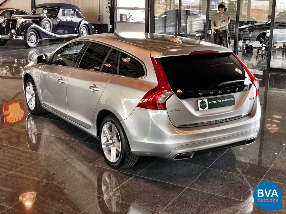 Volvo V60 2.4 D6 TwinEngine 285 PS 2015, HT-595-K.