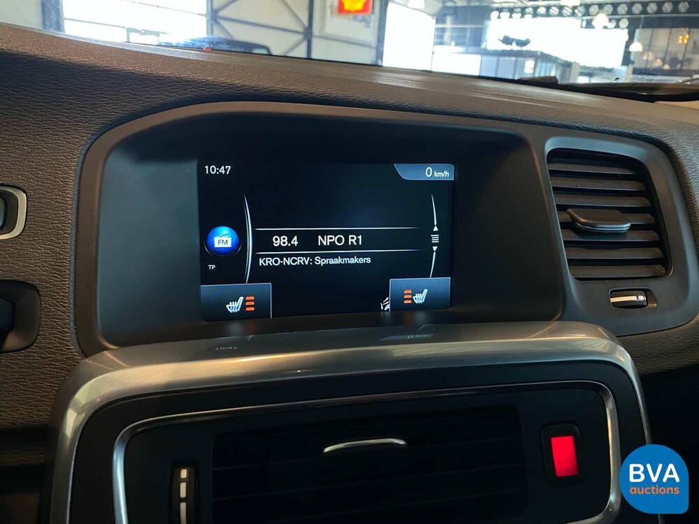 Volvo V60 2.4 D6 TwinEngine 285 PS 2015, HT-595-K.