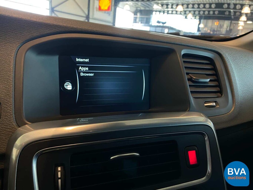 Volvo V60 2.4 D6 TwinEngine 285 PS 2015, HT-595-K.