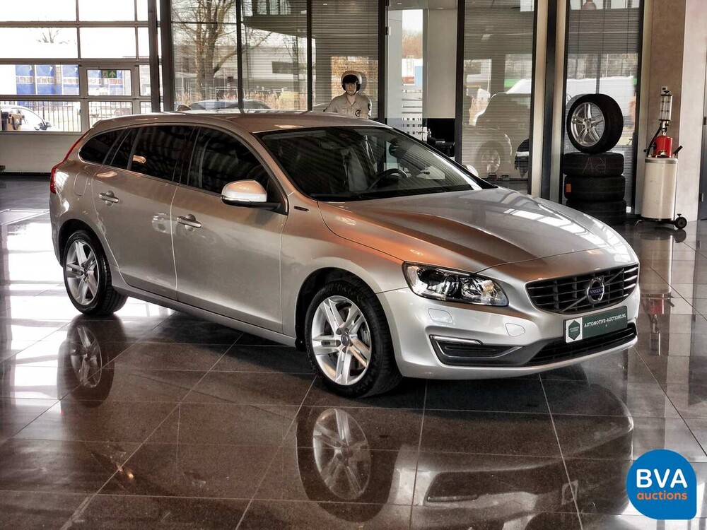 Volvo V60 2.4 D6 TwinEngine 285 PS 2015, HT-595-K.