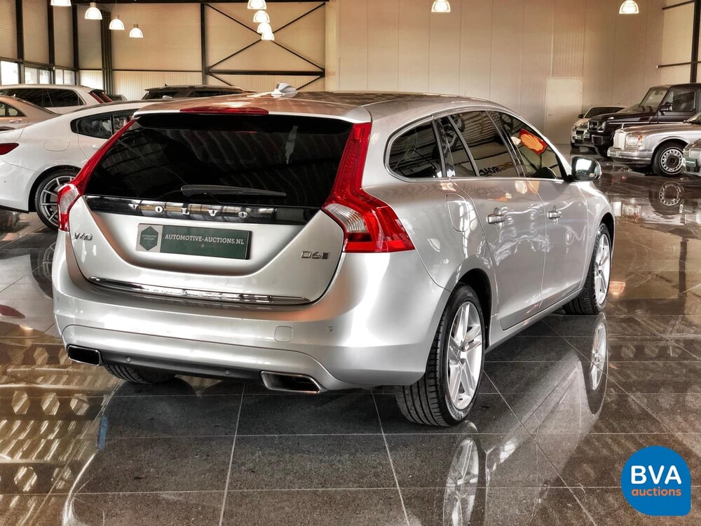 Volvo V60 2.4 D6 TwinEngine 285 PS 2015, HT-595-K.