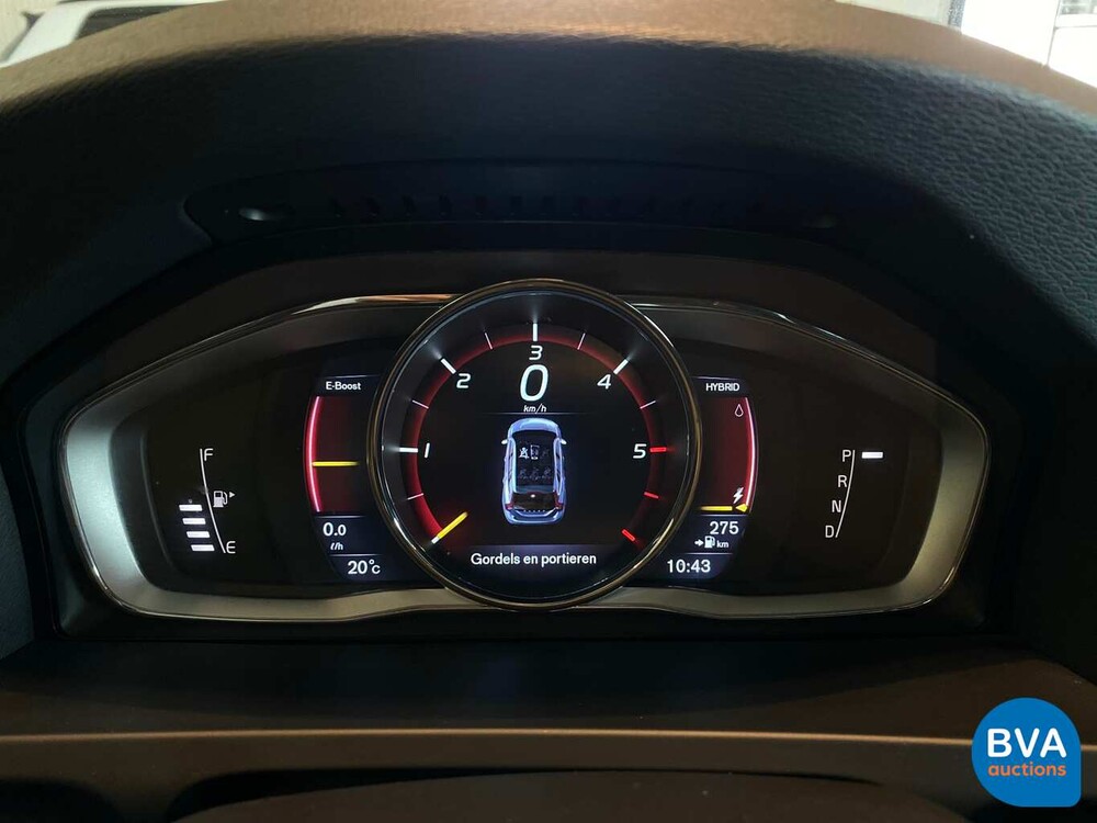 Volvo V60 2.4 D6 TwinEngine 285 PS 2015, HT-595-K.