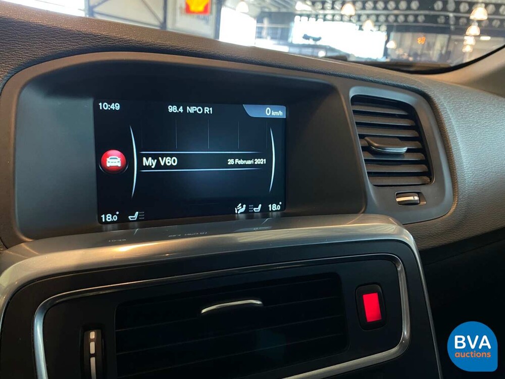 Volvo V60 2.4 D6 TwinEngine 285 PS 2015, HT-595-K.