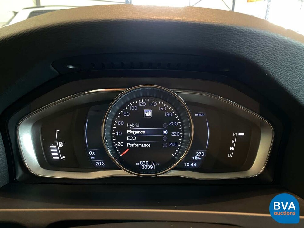 Volvo V60 2.4 D6 TwinEngine 285 PS 2015, HT-595-K.