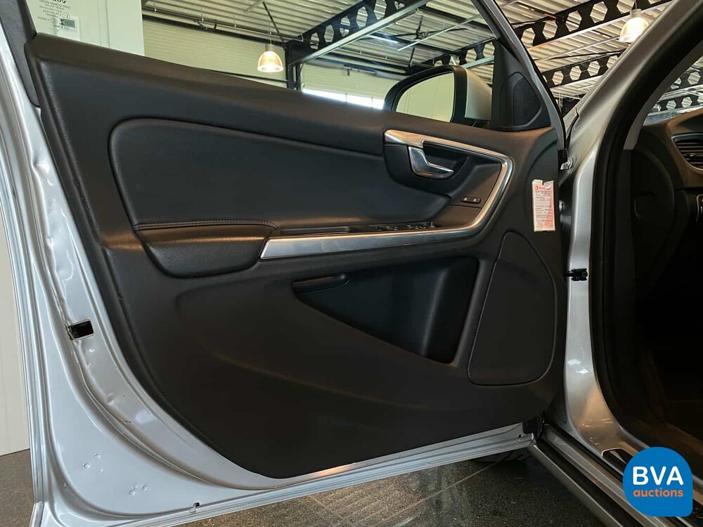 Volvo V60 2.4 D6 TwinEngine 285 PS 2015, HT-595-K.