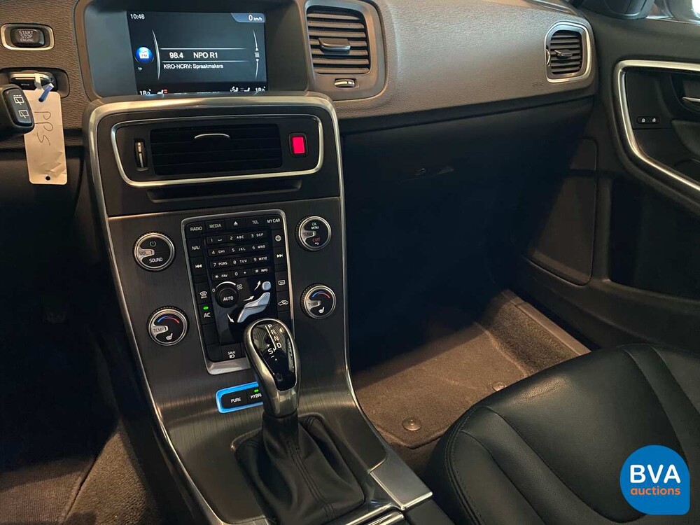 Volvo V60 2.4 D6 TwinEngine 285 PS 2015, HT-595-K.