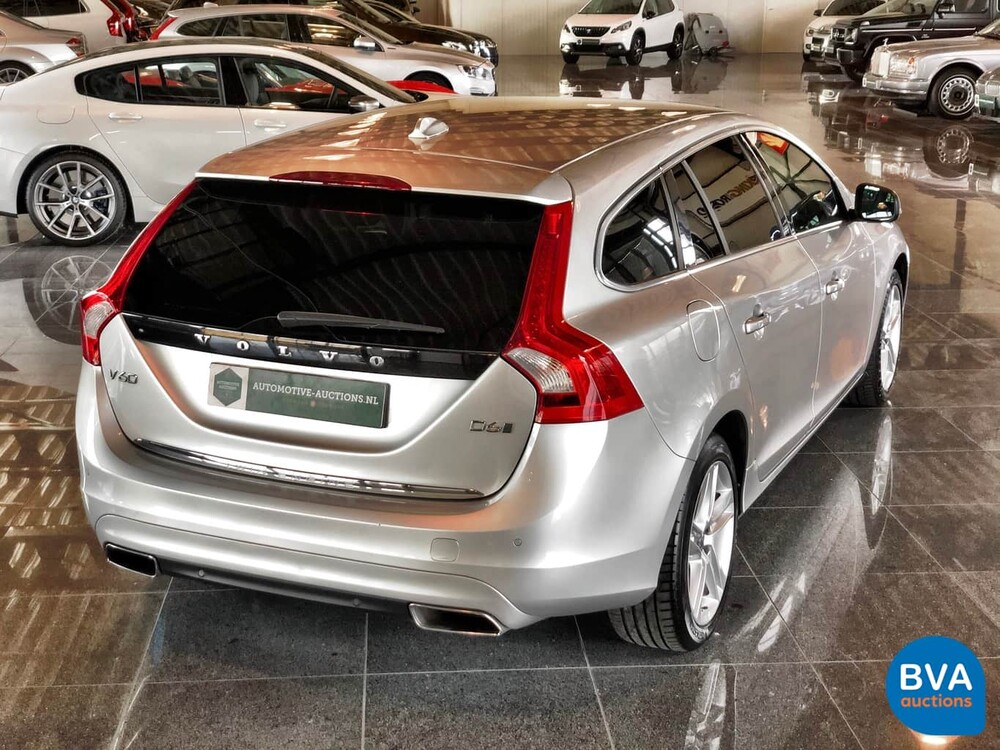 Volvo V60 2.4 D6 TwinEngine 285 PS 2015, HT-595-K.