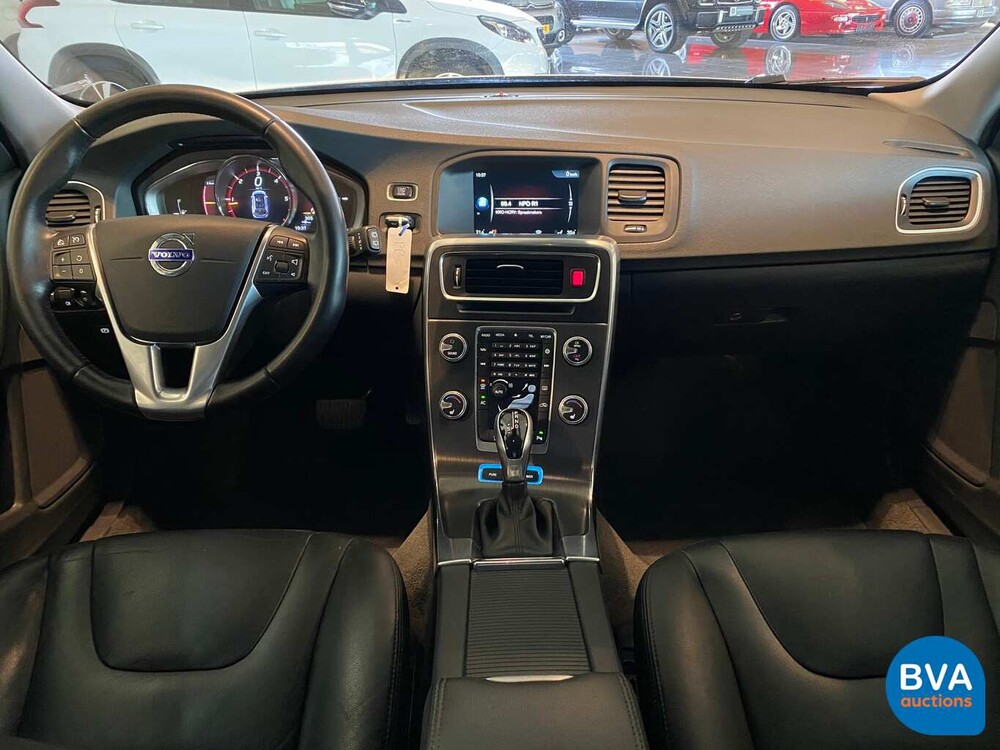 Volvo V60 2.4 D6 TwinEngine 285 PS 2015, HT-595-K.