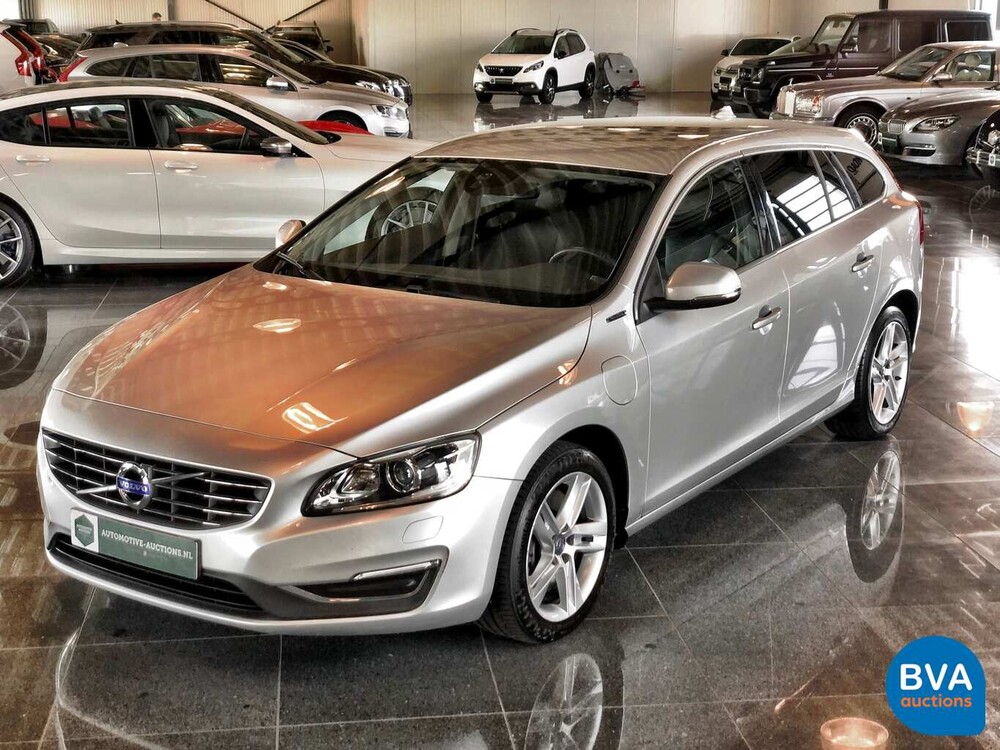 Volvo V60 2.4 D6 TwinEngine 285 PS 2015, HT-595-K.