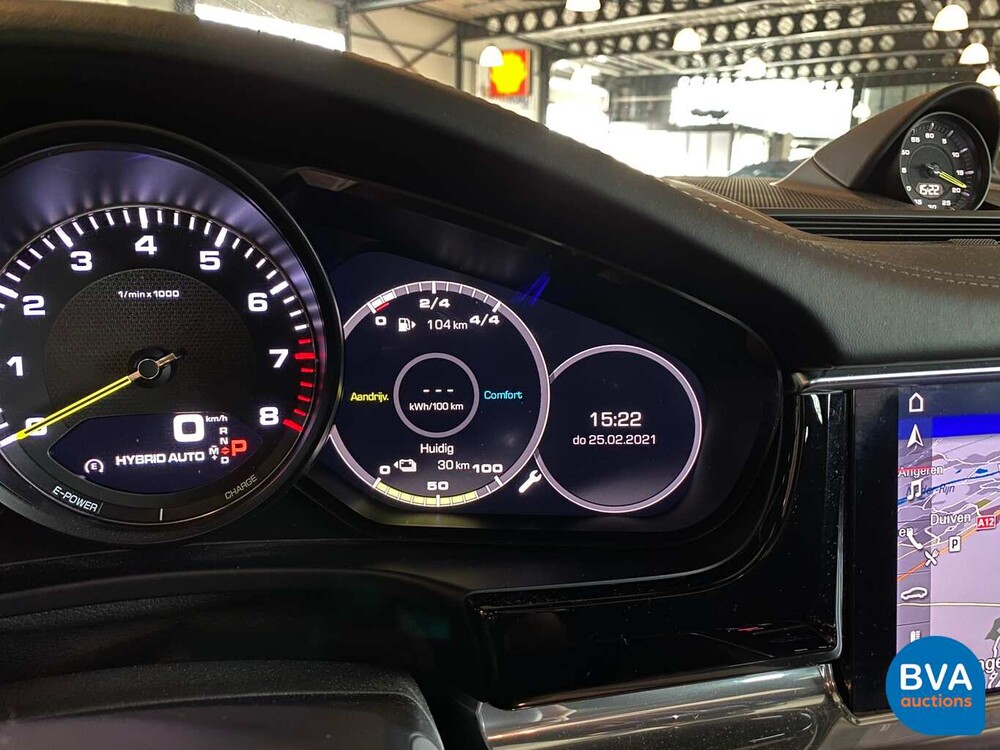 Porsche Panamera 4 E-Hybrid Sport Turismo 462hp SportChrono 2018 NW-Model.
