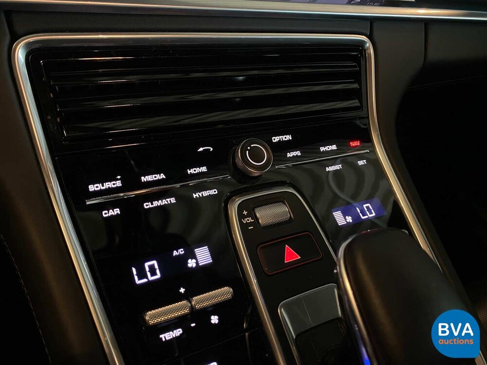 Porsche Panamera 4 E-Hybrid Sport Turismo 462hp SportChrono 2018 NW-Model.
