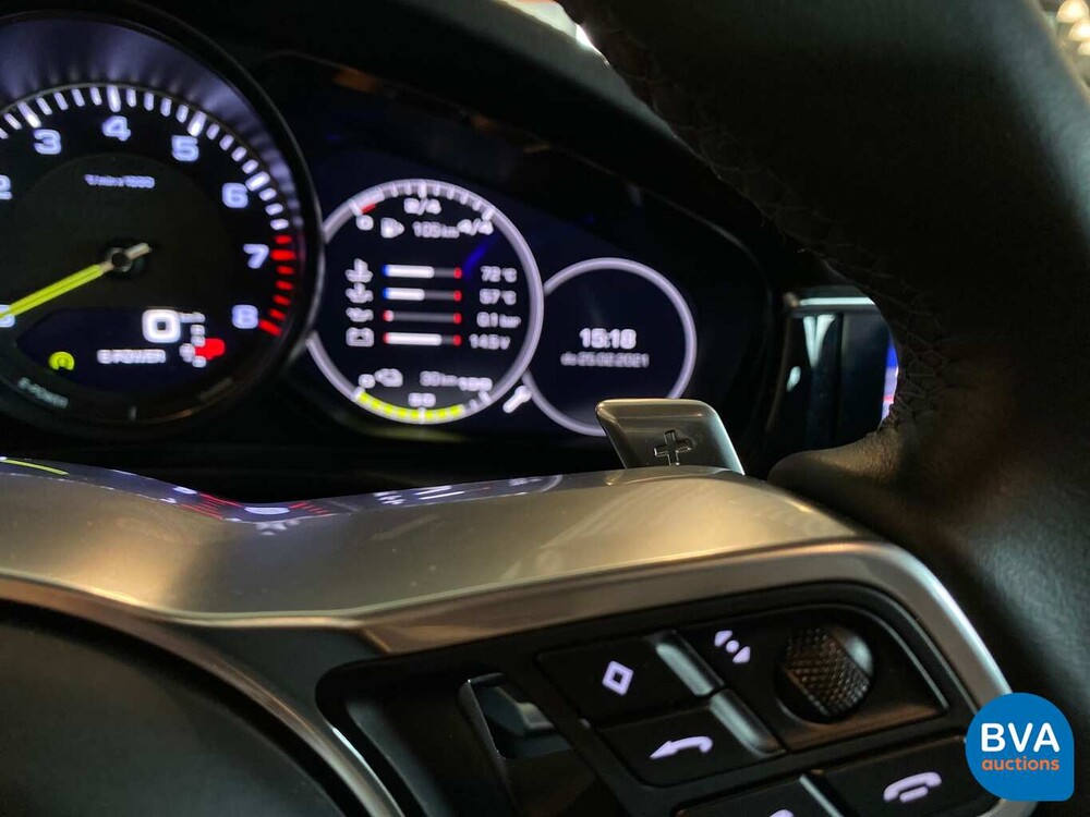 Porsche Panamera 4 E-Hybrid Sport Turismo 462hp SportChrono 2018 NW-Model.