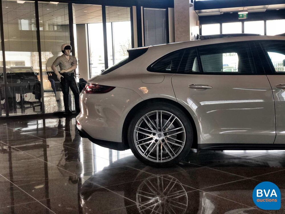 Porsche Panamera 4 E-Hybrid Sport Turismo 462hp SportChrono 2018 NW-Model.
