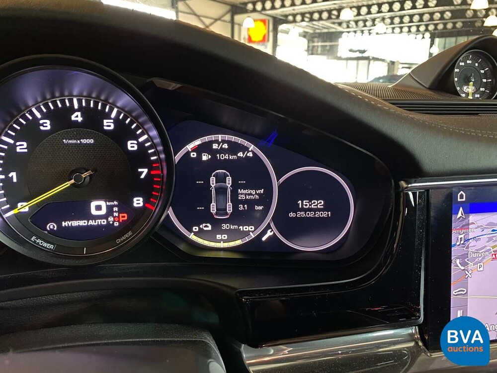 Porsche Panamera 4 E-Hybrid Sport Turismo 462hp SportChrono 2018 NW-Model.